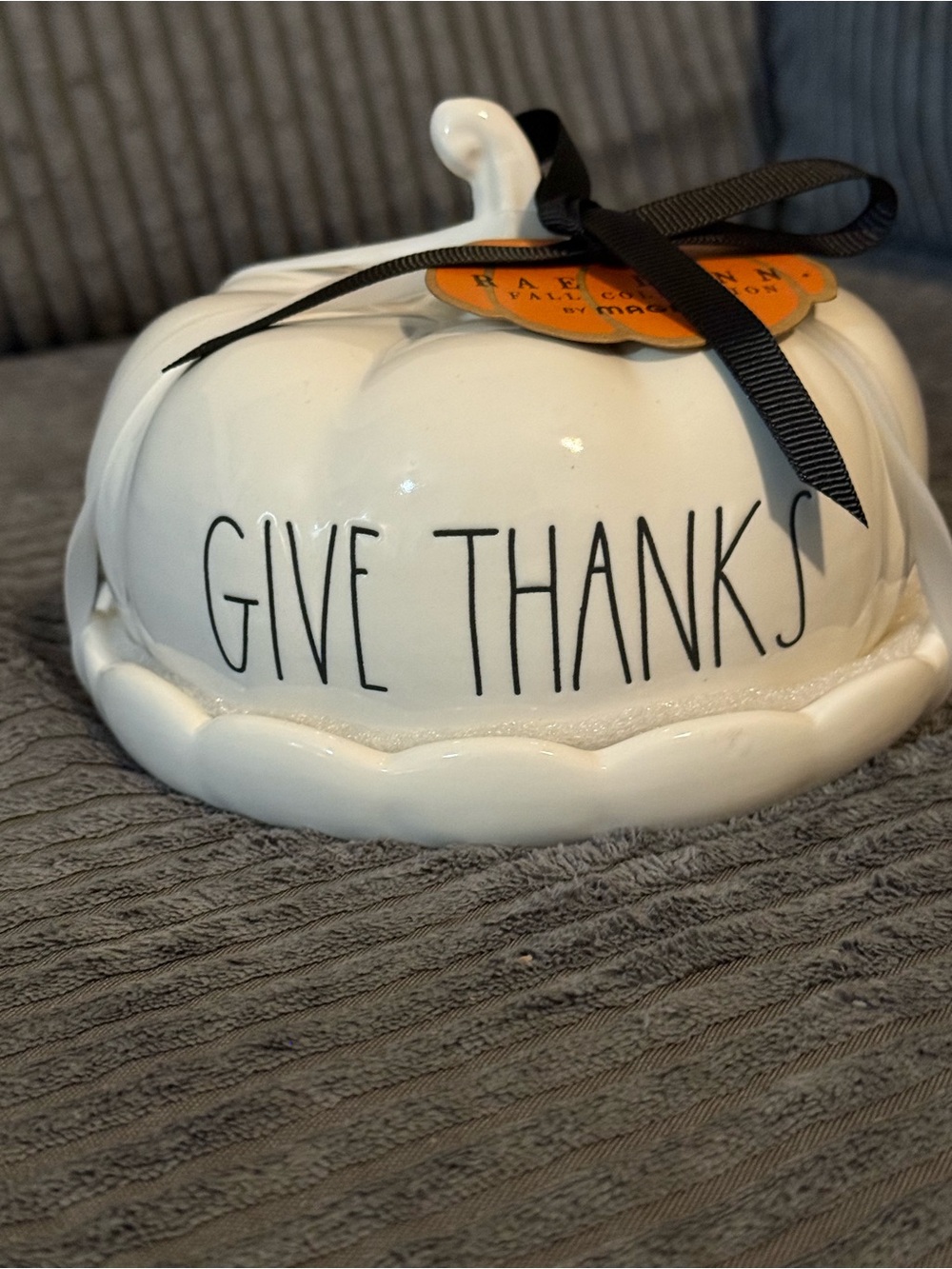 Rae Dunn Ceramic 'Give Thanks' Pumpkin Butter Dish - White NWT